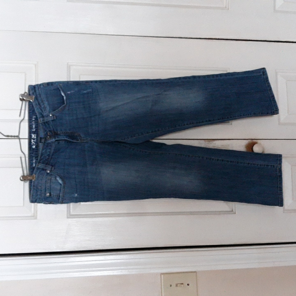Apt 9 jeans straight leg size 8 32 x 26 short inseam